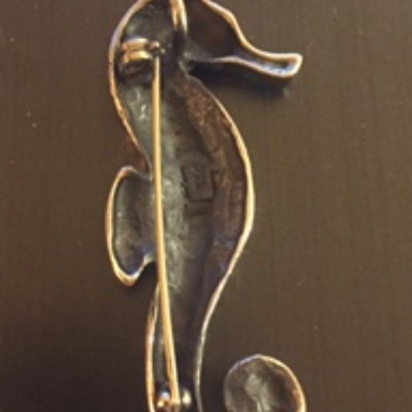 Elysium Inc Seahorse Sterling Silver Brooch - Picture 2 of 3